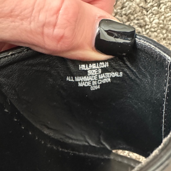 Madden Girl Sleek Black Platform Mules - Picture 4 of 6